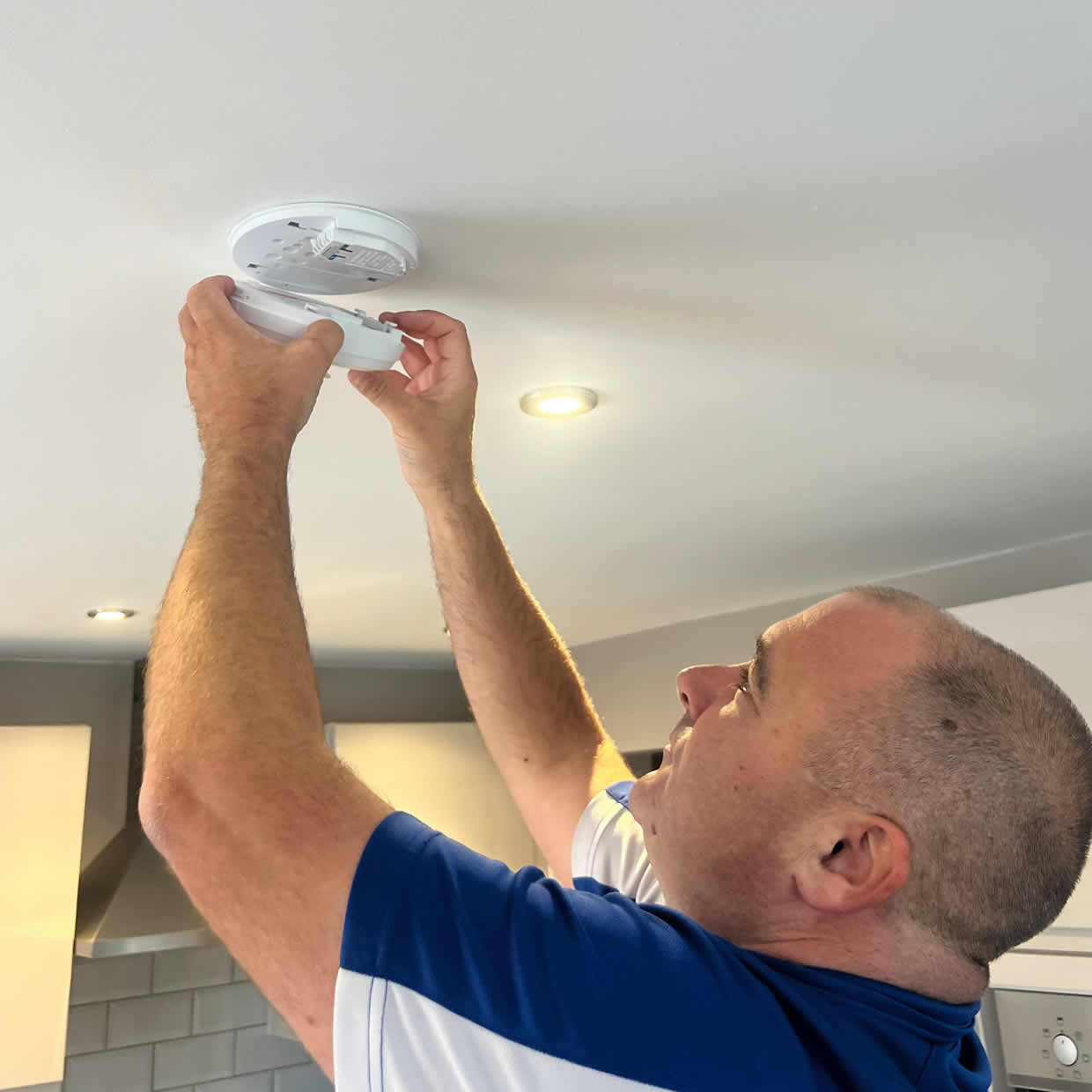 Professional smoke and heat alarm installation in Widnes